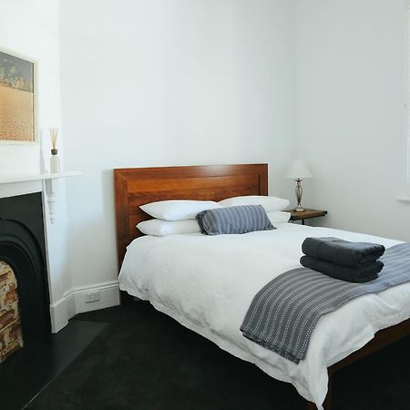אורנג' 99 Hill Street Apartments מראה חיצוני תמונה