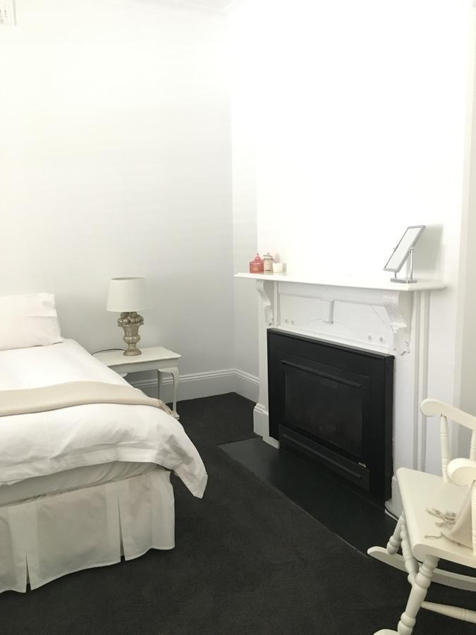 אורנג' 99 Hill Street Apartments מראה חיצוני תמונה